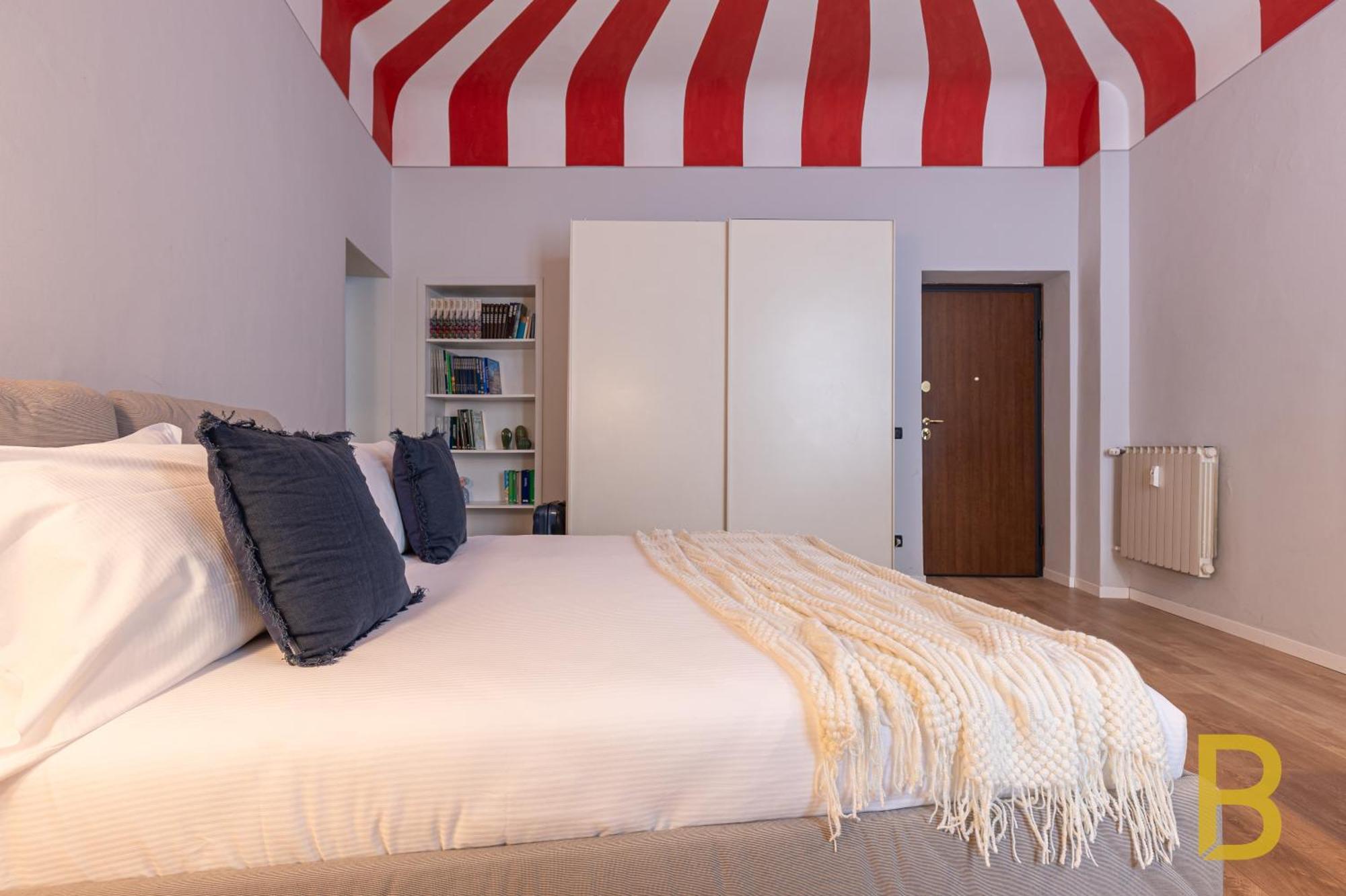Beplace Apartments In Chinatown Милан Экстерьер фото