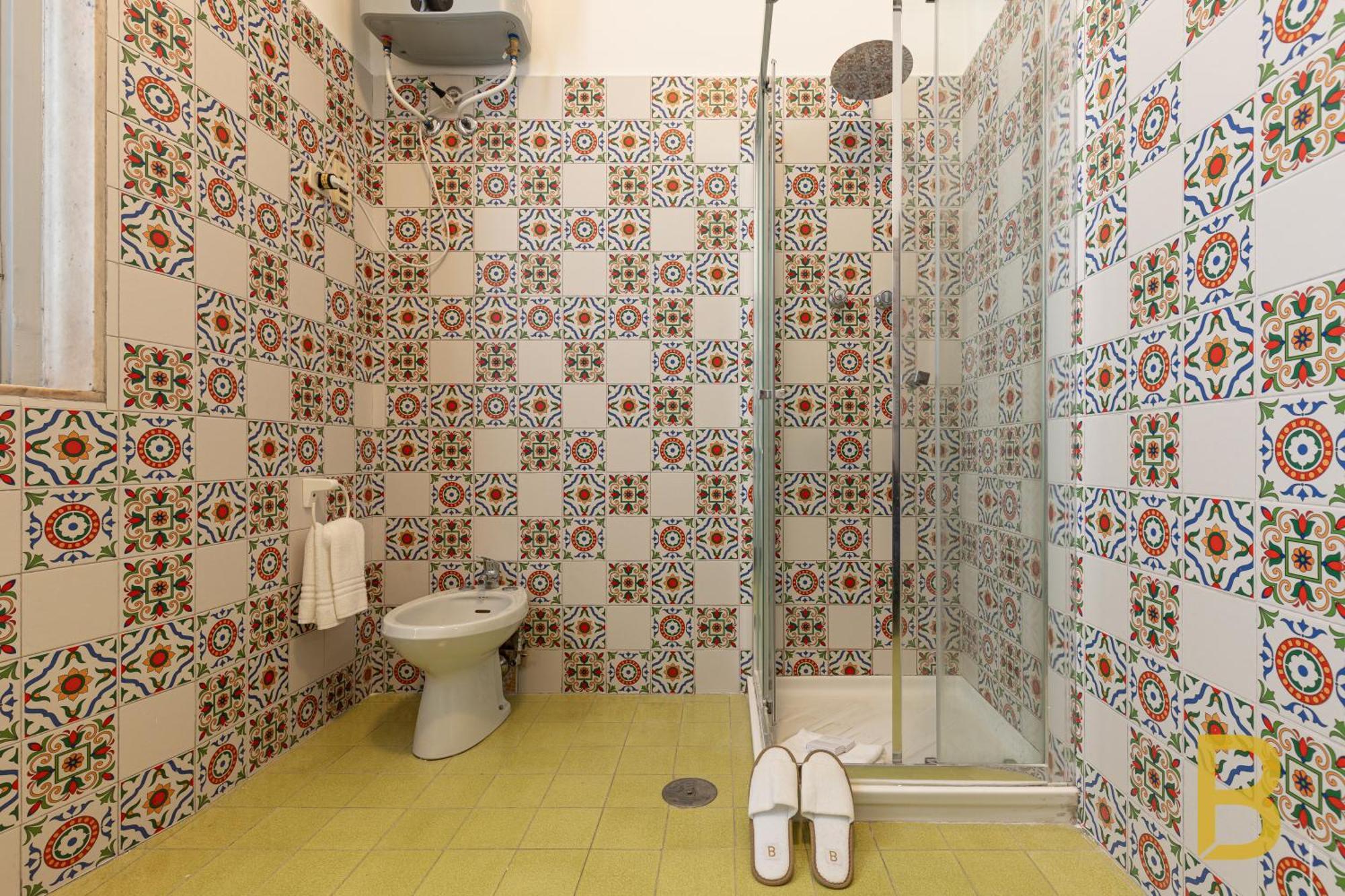 Beplace Apartments In Chinatown Милан Экстерьер фото